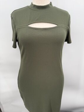 No Boundaries Military Green Ribbed Knit Cut Out Midi Dress Size XXL (19)